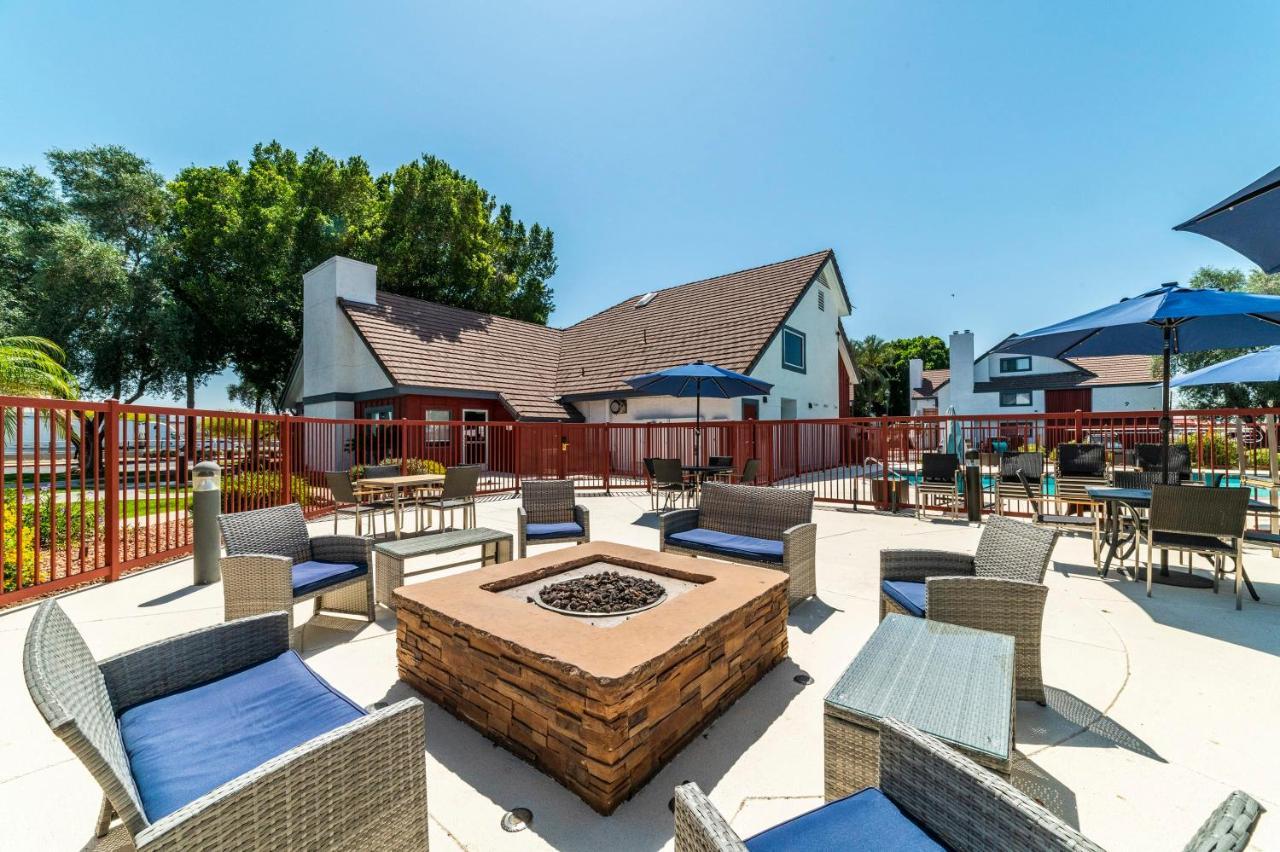 Metro Phx Upstairs 2Bd Sleeps 6 Heated Pool No Pets Allowed Phoenix Exterior photo