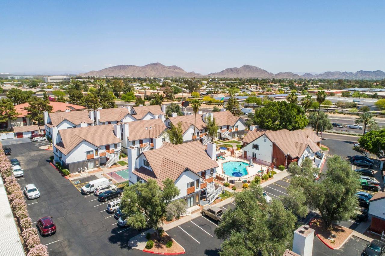 Metro Phx Upstairs 2Bd Sleeps 6 Heated Pool No Pets Allowed Phoenix Exterior photo